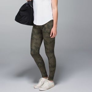 RARE Lululemon Wunder Under Legging Savasana Camo